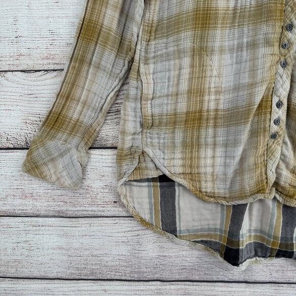 Free People Plaid Button Down 4 Pocket Shirt Womens XS Beige Tan - Picture 5 of 13